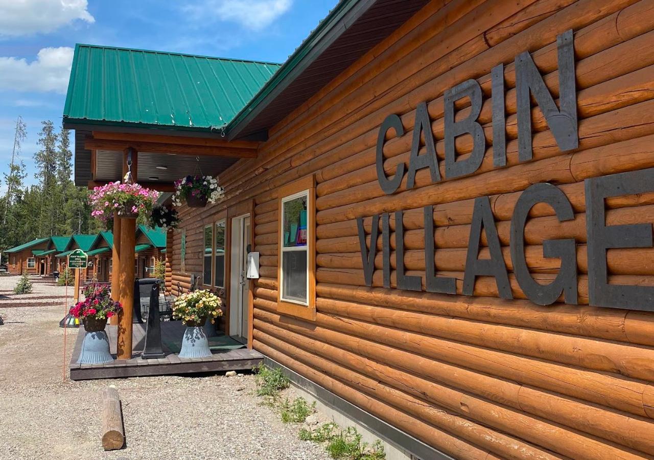 Cabin Village Island Park Exterior photo